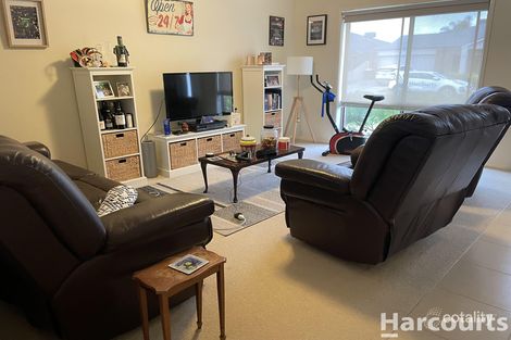 Property photo of 12 Weight Close Horsham VIC 3400