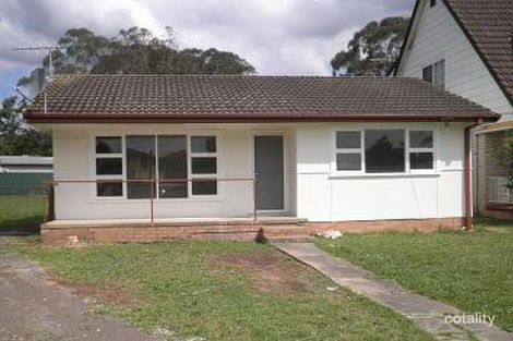Property photo of 1 Kennett Place Glenfield NSW 2167