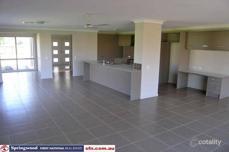 Property photo of 8 Drogheda Close Underwood QLD 4119