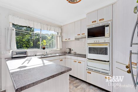 Property photo of 10 Rutledge Avenue Dapto NSW 2530