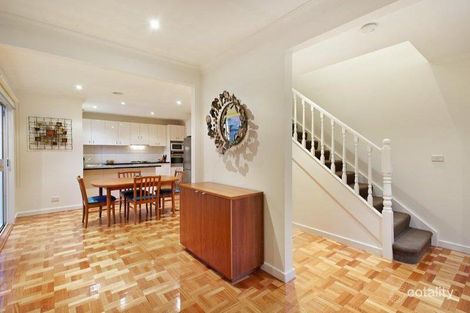 Property photo of 2/200 Kambrook Road Caulfield VIC 3162