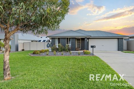 Property photo of 6 Breasley Crescent Boorooma NSW 2650
