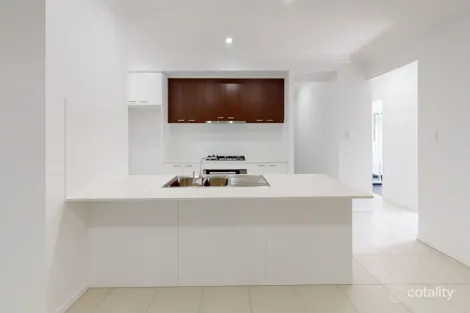 33 Bignell Cct, Greenbank, QLD 4124
