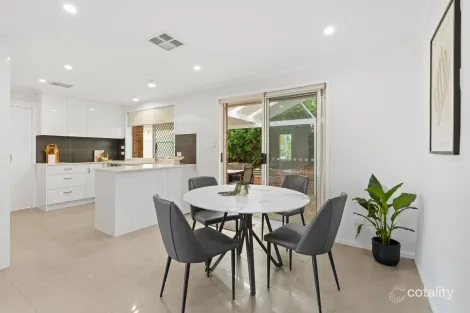 Property photo of 29A Angophora Drive Warabrook NSW 2304