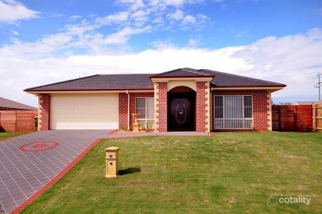 Property photo of 19 Krefter Crescent Highfields QLD 4352