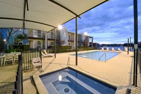 61/20 Apollo Pl, Halls Head, WA 6210