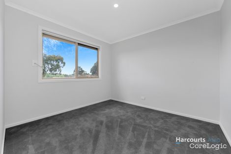 Property photo of 19 Beckington Crescent Hampton Park VIC 3976