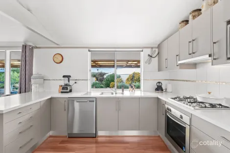 Property photo of 3 Higgins Street Hackham SA 5163