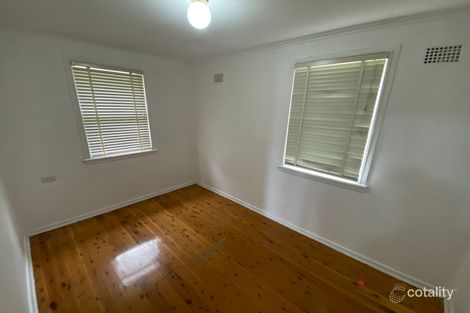 Property photo of 17 Dampier Crescent Fairfield West NSW 2165