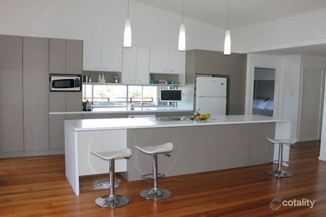 Property photo of 33 Lighthouse Drive Boyne Island QLD 4680