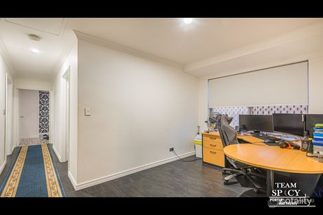 Property photo of 256 William Street Beckenham WA 6107