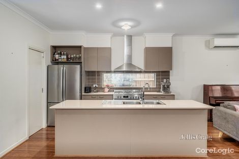 Property photo of 4 Eminence Way Wantirna South VIC 3152