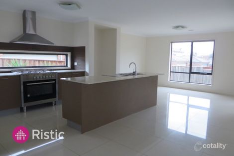 Property photo of 15 Hestia Court South Morang VIC 3752
