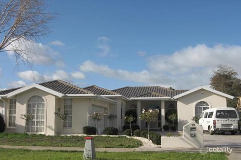 19 Normanby Dr, Greenvale, VIC 3059