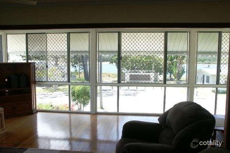 Property photo of 29 Island Esplanade Boyne Island QLD 4680
