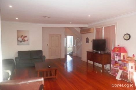 Property photo of 3/9B Weyburn Place Avondale Heights VIC 3034