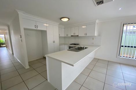 Property photo of 8 Warragrah Place Parkes NSW 2870