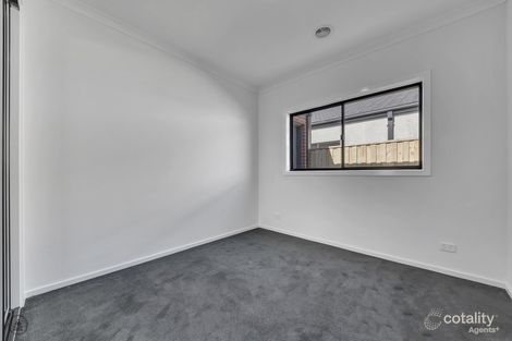 Property photo of 10 Stubberfield Road Tarneit VIC 3029