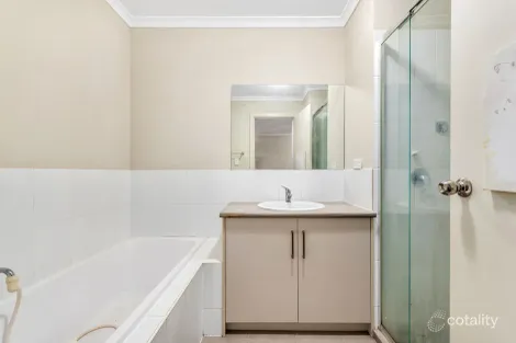 Property photo of 12 Incante Lane Munno Para SA 5115