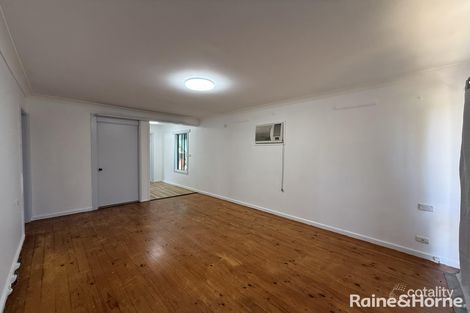 Property photo of 24 Bougainville Road Lethbridge Park NSW 2770