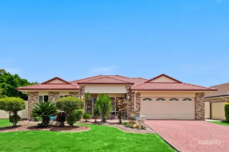 19 LINKS AVE, MEADOWBROOK, QLD 4131