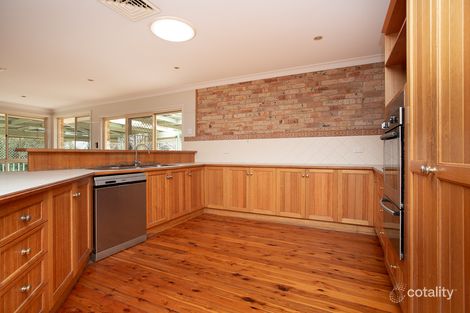 Property photo of 37 Overlanders Way Hillvue NSW 2340