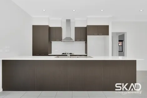 Property photo of 6 Glacier Street Craigieburn VIC 3064