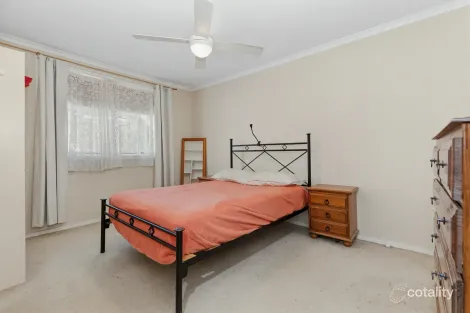 Property photo of 1/1 Pink Cliffs Road Heathcote VIC 3523