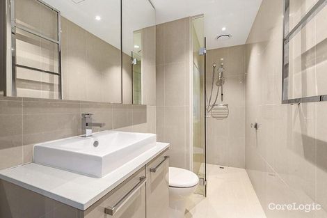 Property photo of 306/452 St Kilda Road Melbourne VIC 3004