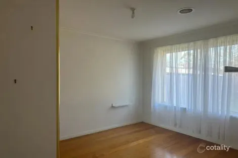 Property photo of 5 Genoa Court Coolaroo VIC 3048