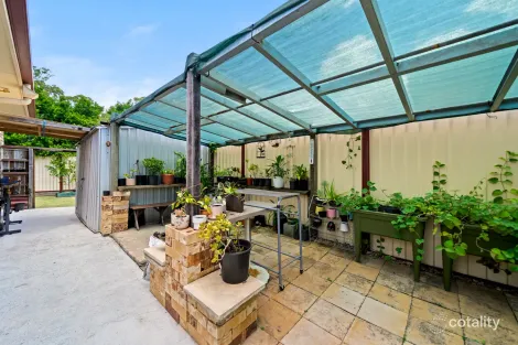 Property photo of 19 Links Avenue Meadowbrook QLD 4131