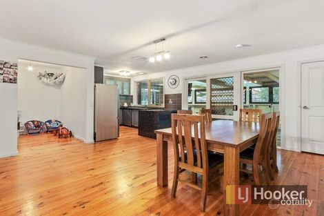 Property photo of 9 Mueller Court Endeavour Hills VIC 3802