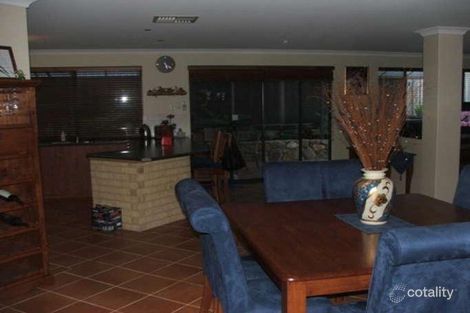 Property photo of 27 Henley Brook Avenue Ellenbrook WA 6069