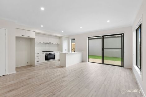 Property photo of 2 Nova Walk Mount Duneed VIC 3217