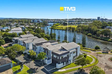 22/31 PORT PEYRA CRES, VARSITY LAKES, QLD 4227
