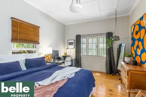 Property photo of 28 Walton Street Dutton Park QLD 4102