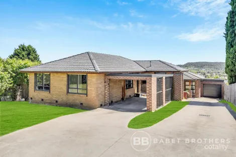 1/9 Monteith Cres, Endeavour Hills, VIC 3802