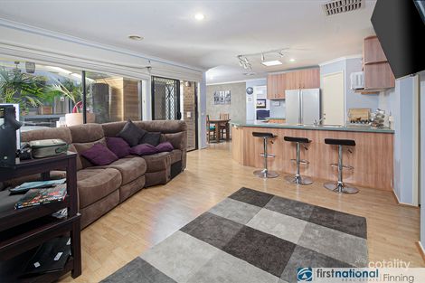 Property photo of 3 Cambridge Close Cranbourne East VIC 3977