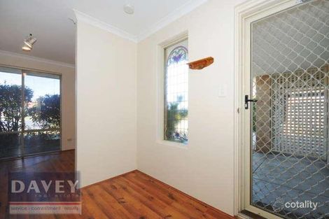 Property photo of 7 Silkwillow Ramble Woodvale WA 6026