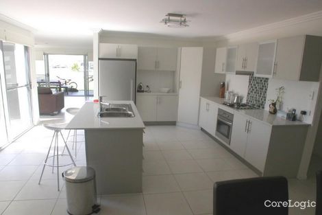 Property photo of 70 Southaven Drive Helensvale QLD 4212