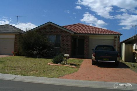 Property photo of 10 Kaputar Court Wattle Grove NSW 2173