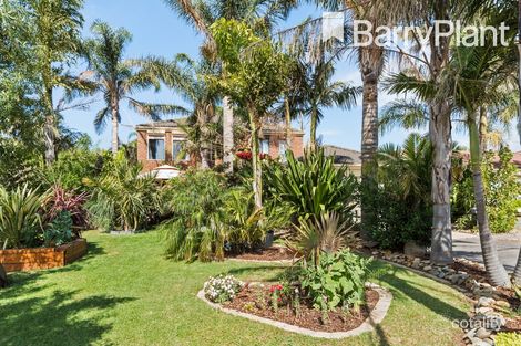 Property photo of 8 Hazelmere Avenue Cranbourne West VIC 3977