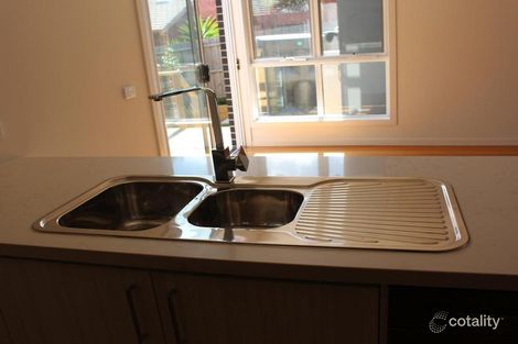 Property photo of 1/17 Linden Avenue Ivanhoe VIC 3079