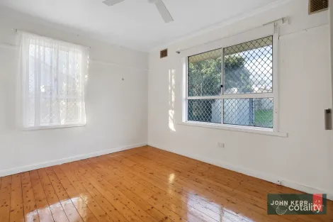Property photo of 33 Kent Street Moe VIC 3825