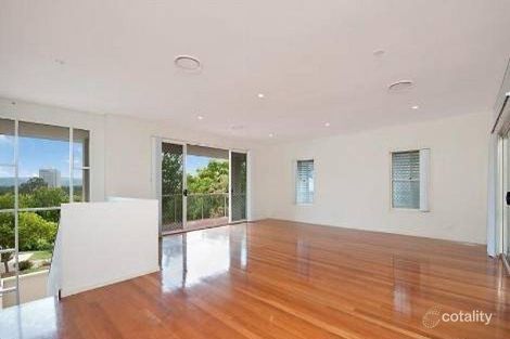 Property photo of 30/268-274 Ashmore Road Benowa QLD 4217