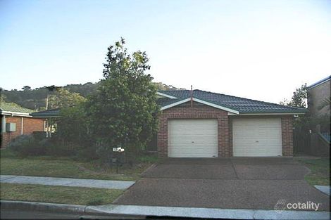 13 Manooka Rd, Point Clare, NSW 2250