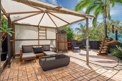 Property photo of 3 Borger Place Edens Landing QLD 4207