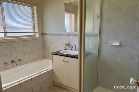 Property photo of 4 Butterwick Terrace Cranbourne East VIC 3977