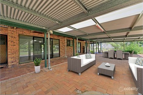 Property photo of 8 Bernborough Boulevard Branyan QLD 4670