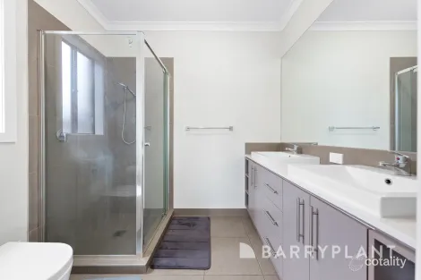 Property photo of 26 Alinta Drive Deanside VIC 3336